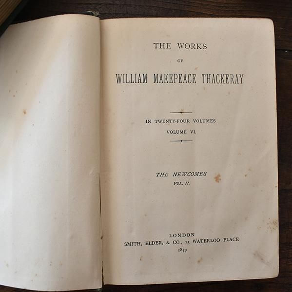 イギリス アンティークブック 古い洋書(グリーン系) 3冊セット イギリス アンティークブック 古い洋書(グリーン系) 3冊セット