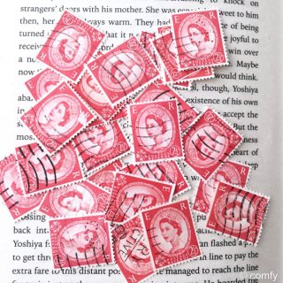 英国のエリザベス2世（エリザベス女王） イギリスの使用済み古い切手 赤系 10枚セット