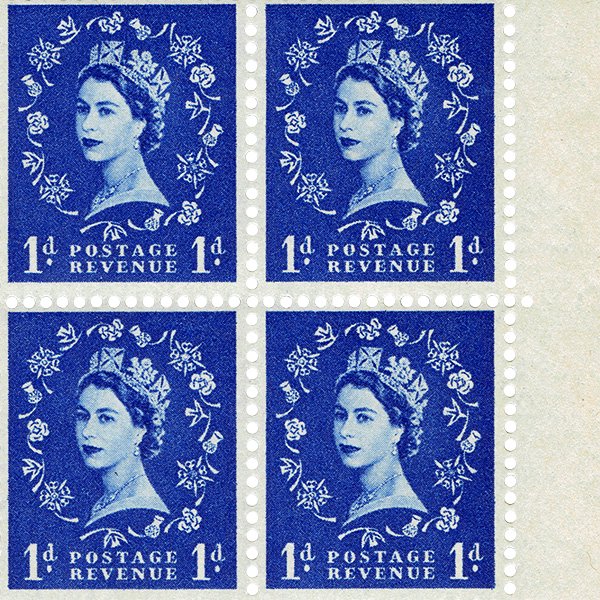 英国のエリザベス2世（エリザベス女王）イギリス未使用古い切手 青系