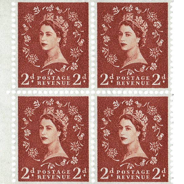 英国のエリザベス2世（エリザベス女王）イギリス 未使用 田形 古い切手 ブラウン系