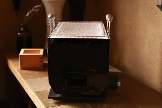 愛知県碧南産】三河焼・亀島さんご夫婦のつくる七輪 焼き鳥用 角サナ