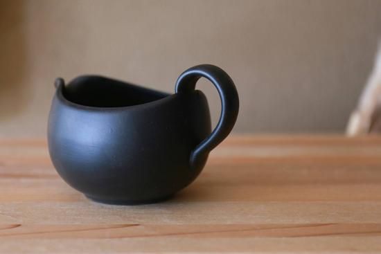 湯冷ましに、お手軽急須としても 愛知県常滑産・玉光窯さんのつくる