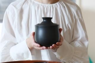 甕（かめ）・とこなめ急須・陶器の湯たんぽ・黒七輪 えんける道具店