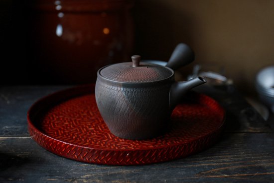 たくさんのお茶を淹れるのに、洗いやすく手入れのしやすい急須」愛知県 ...