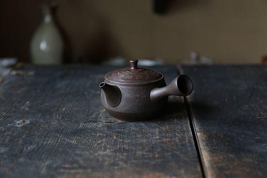 小さな一人用急須」愛知県常滑産・玉光窯さんのつくる常滑急須