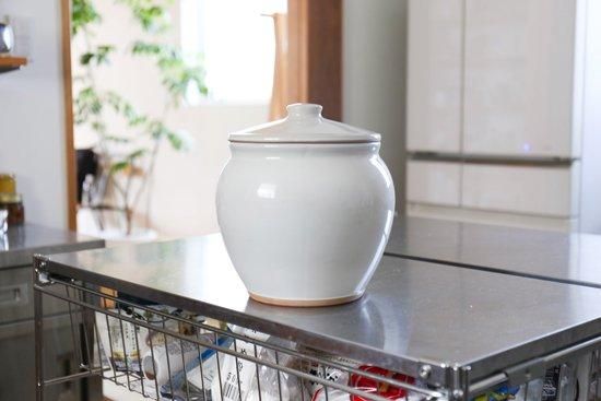 軽くて仕込みやすい甕 ぬか漬け容器に、お味噌(3.3キロ)梅干し 軽くて仕込みやすい甕 ぬか漬け容器に、お味噌(3.3キロ)梅干し