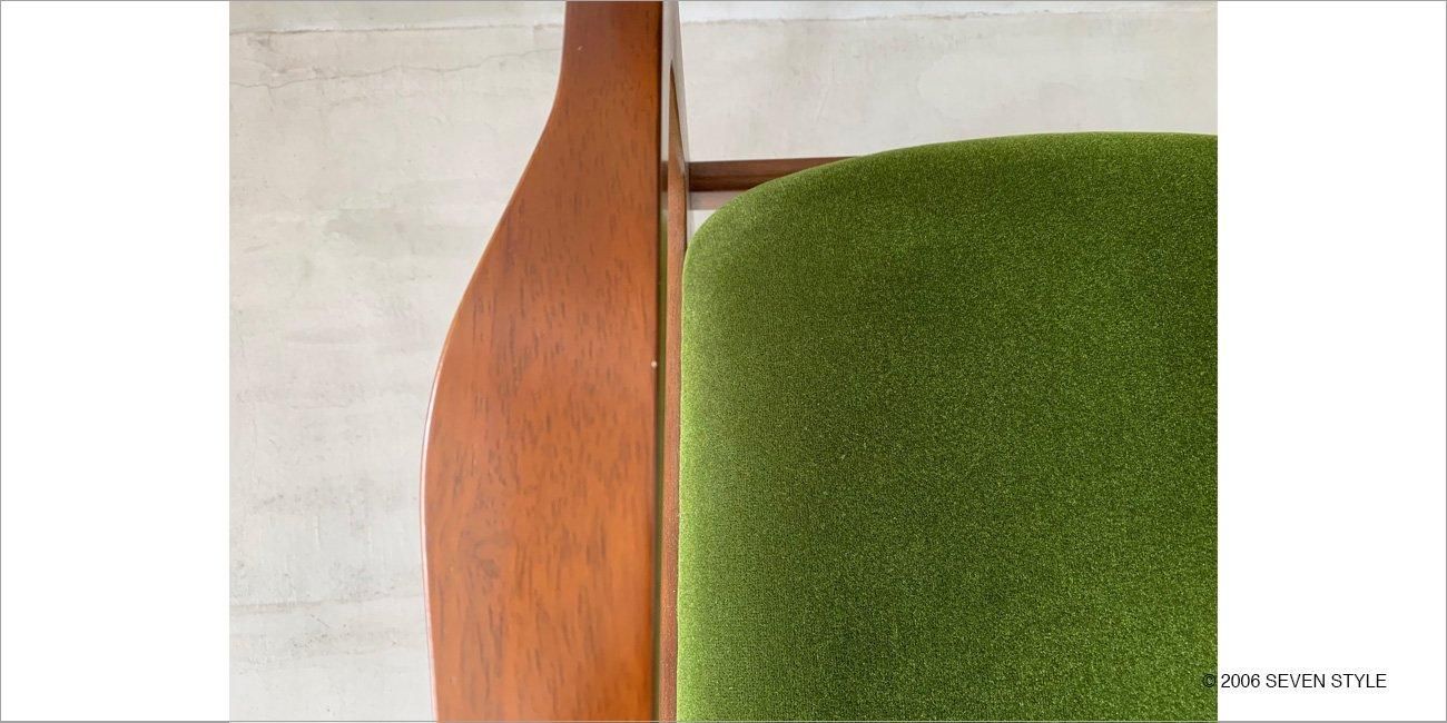 展示入替品】カリモク60 ダイニングチェア（モケットグリーン