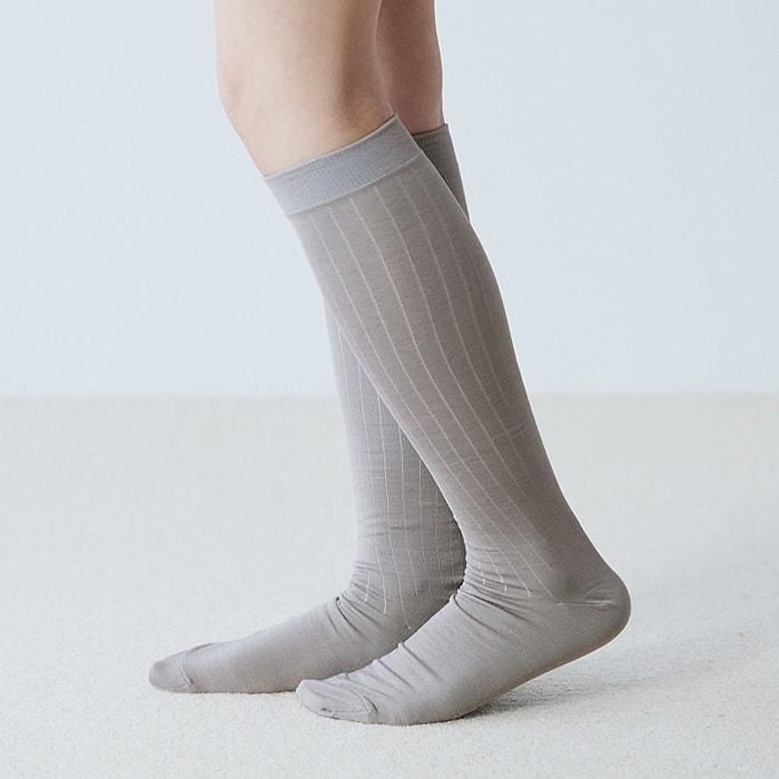SOCKS/MOIST_01