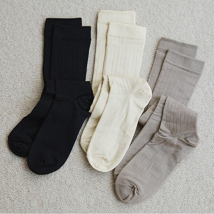 SOCKS/MOIST_02