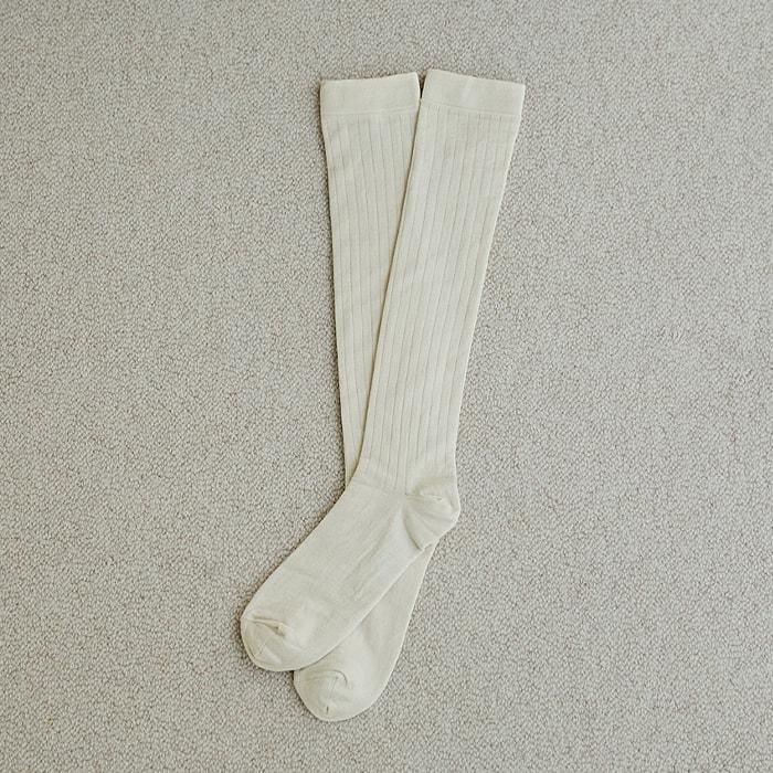 SOCKS/MOIST_05