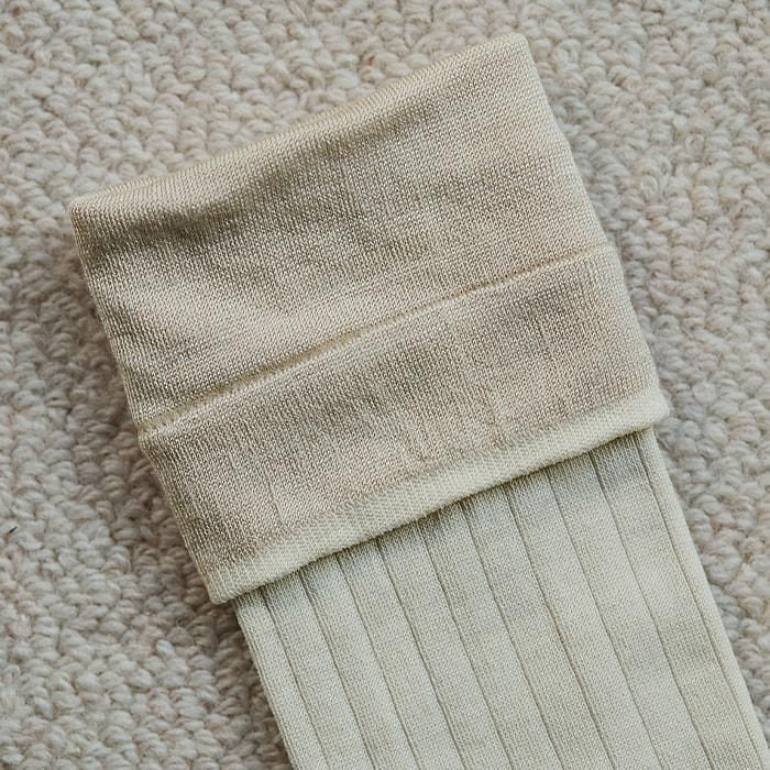 SOCKS/MOIST_03