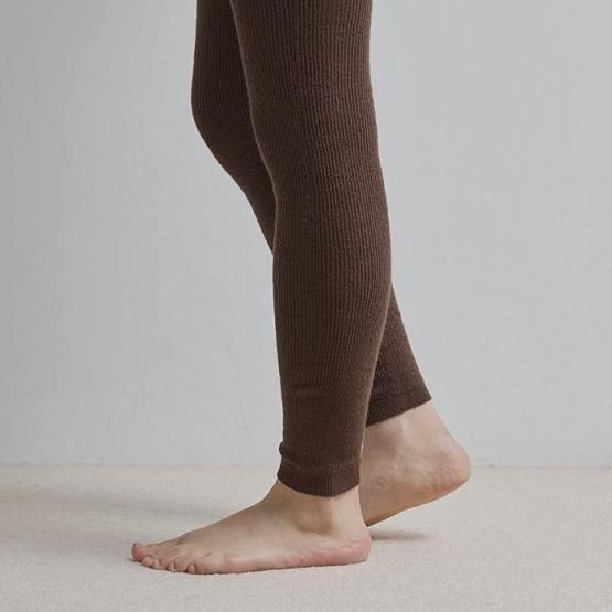 あたたかくおしゃれなレギンス【DRESS HERSELF/ドレスハーセルフ