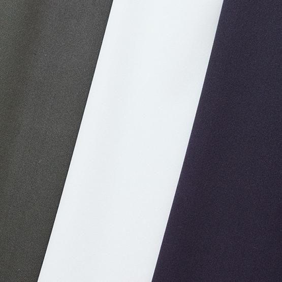 新品タグ付き　 ERMANNO SCERVINO シルク　長袖ブラウス　絹 新品タグ付き ERMANNO SCERVINO シルク 長袖ブラウス 絹