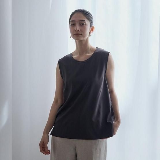 CELINE◆前空き シルクノースリーブブラウス/バックファスナー/40/シルク/ネイビー/2 0U23/5944 トップス / シャツ・ブラウス 通販 | Sir online store / サー