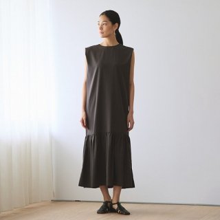 シルクトップスの商品一覧｜DRESS HERSELF