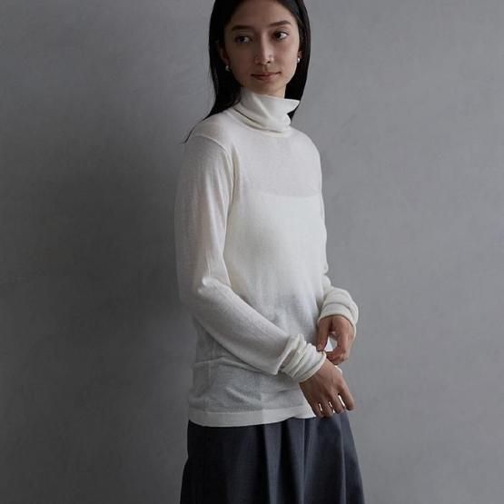 シアーニット/シルクカシミヤ ハイネック - DRESS HERSELF