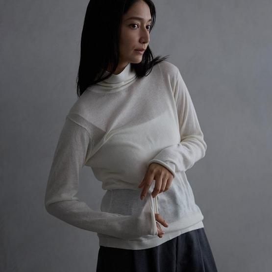 シアーニット/シルクカシミヤ ハイネック - DRESS HERSELF