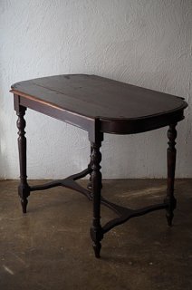 円熟の色、フランスのアンティークテーブル-antique french table