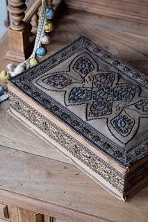 カルトナージュのボックス-antique cloth box