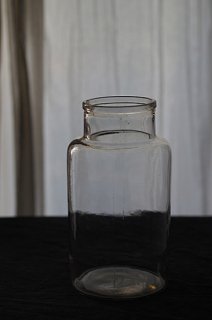 ガラス貯蔵ボトル-vintage or antique glass pot