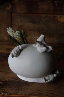 真綿色くるむ幼鳥たち-antique bisque egg & bird case