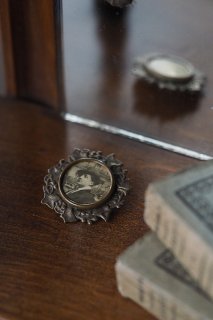 蔓絡まるブローチ-vintage metal brooch