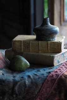 緑青の様な冴えた色-vintage pottery vase