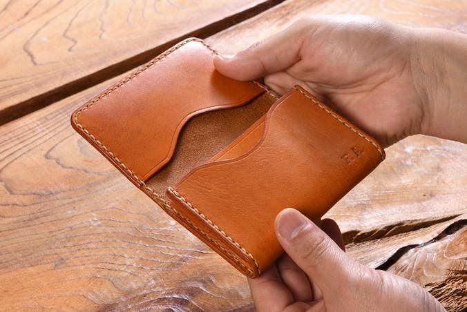 名刺入れ（サッカーボールカービング） 名刺入れ（大）サッカーボール - メンズファッション・革製品