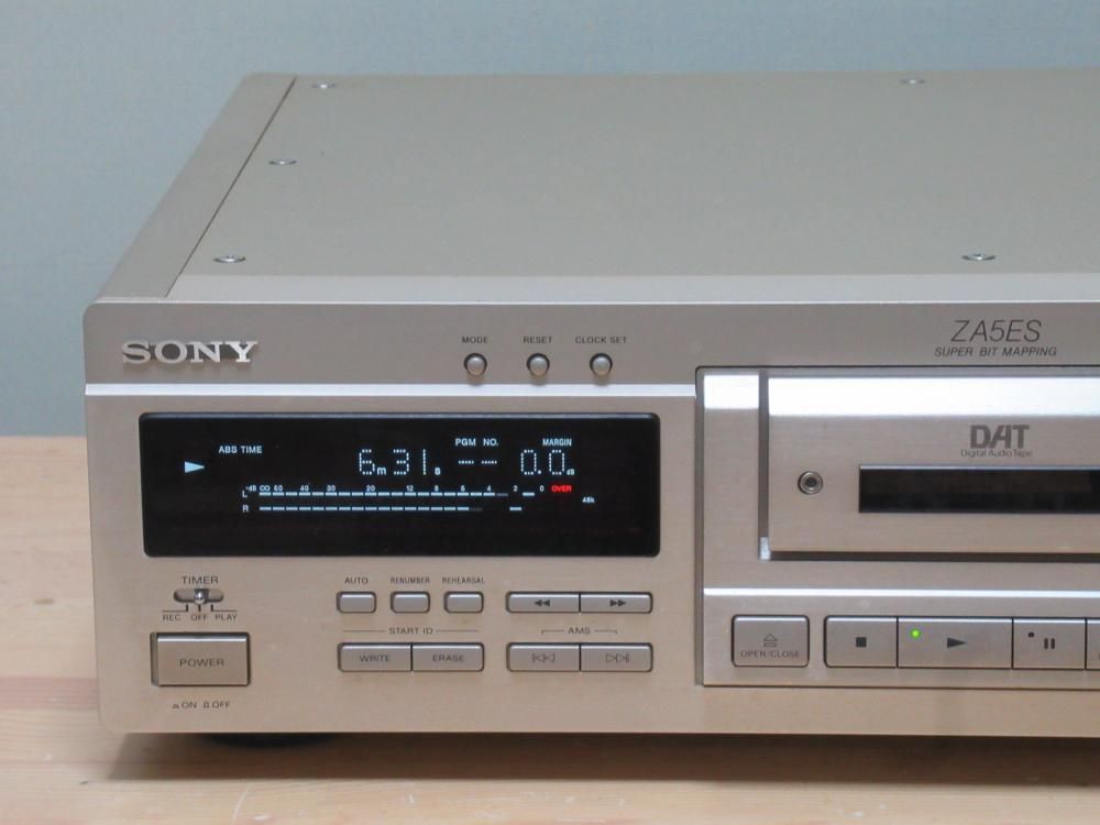 中古】 SONY DATデッキ DTC-ZA5ES 【送料無料】 - 中古 カセット