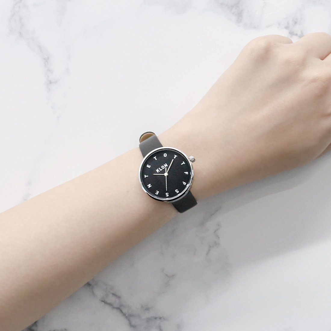 KLON ALPHABET TIME BLACK 【BLACK SURFACE】Ver.SILVER 33mm カジュアル 腕時計