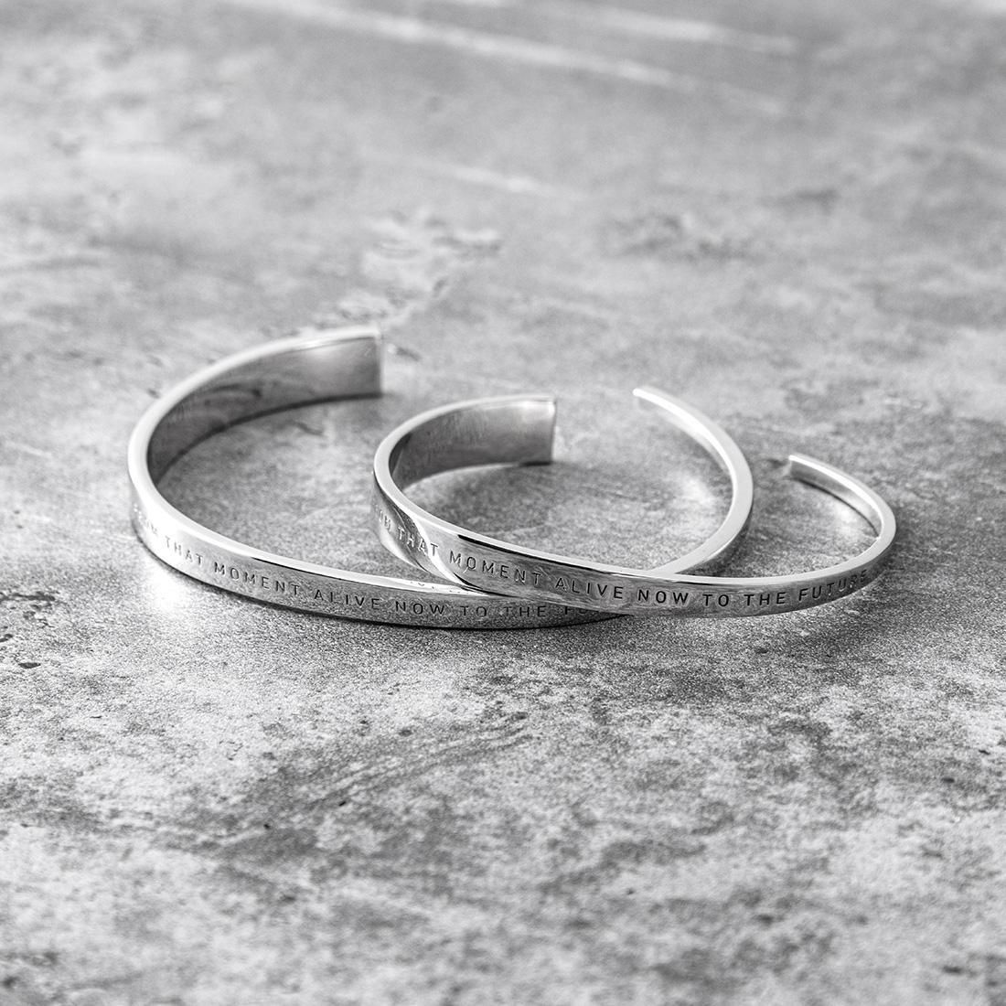 KLON BANGLE TRIANGLE SILVER カジュアル 腕時計