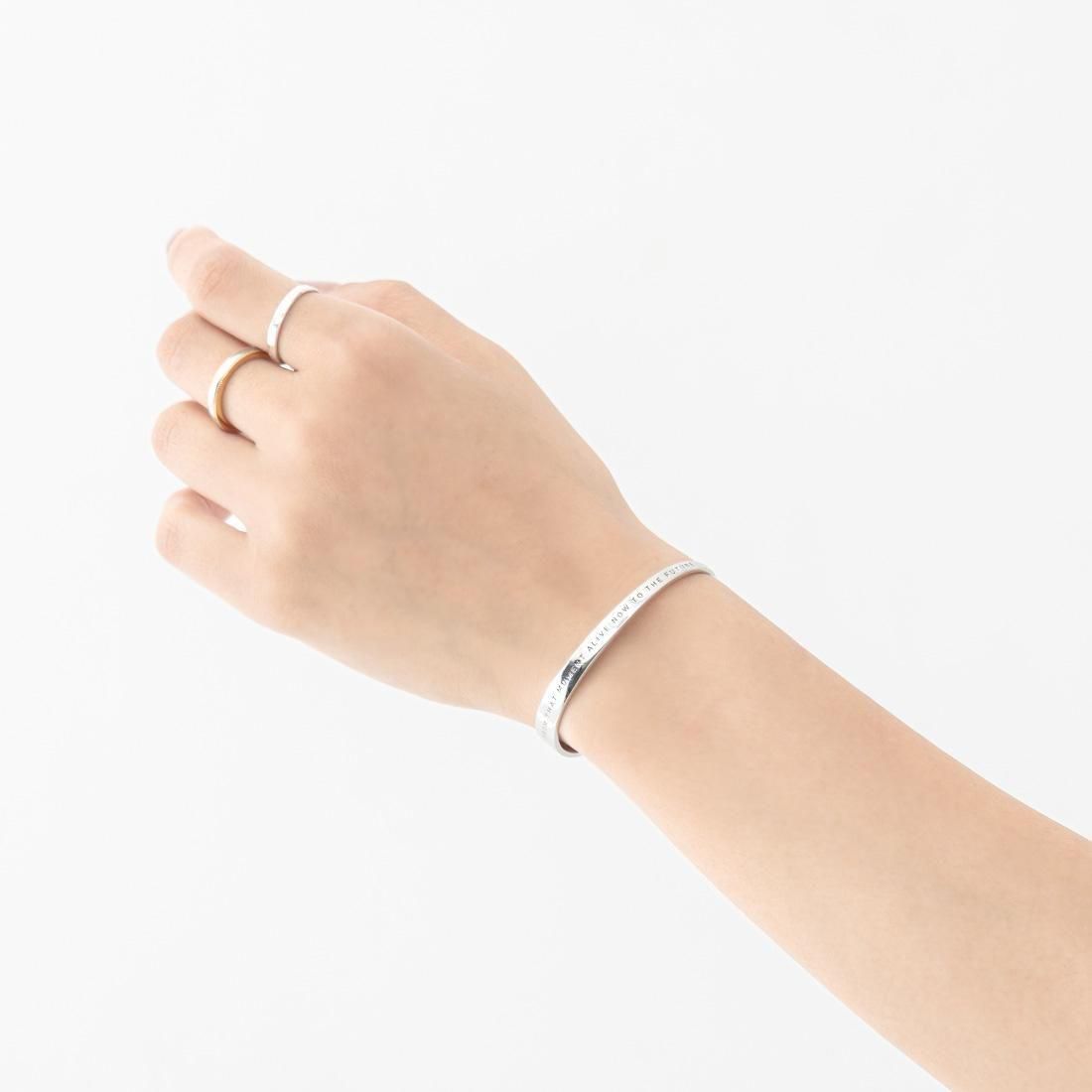 KLON BANGLE TRIANGLE SILVER カジュアル 腕時計