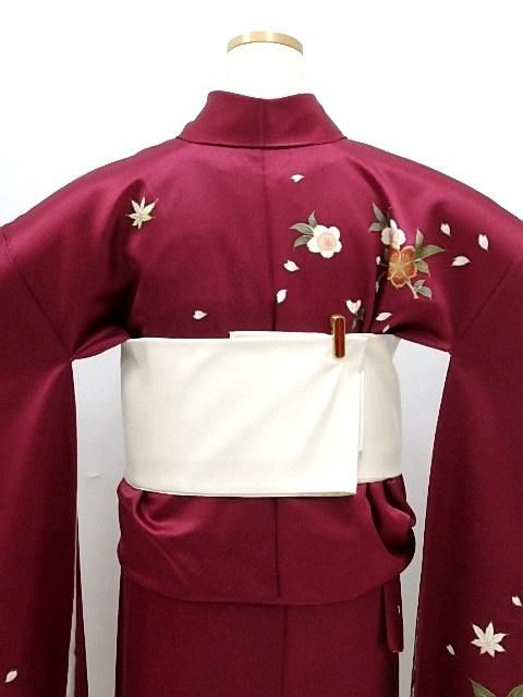 中古美品★振袖★仕立て上がり★B03 中古品)仕立て上がり 振袖 「黒茶 赤ぼかし 乙女桜」貸衣装処分