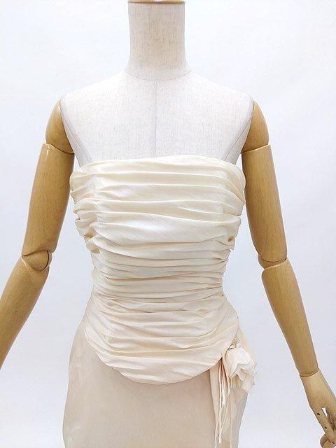 中古 貸衣装処分 ウェディングドレス 9号 Mサイズ ベージュ 中古 貸衣装処分 ウェディングドレス 9号 Mサイズ ベージュ