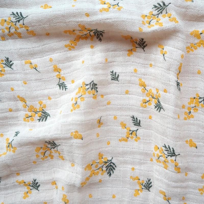 ミモザ柄フリースブランケット Velve couture ミモザ柄フリースブランケット Velve couture