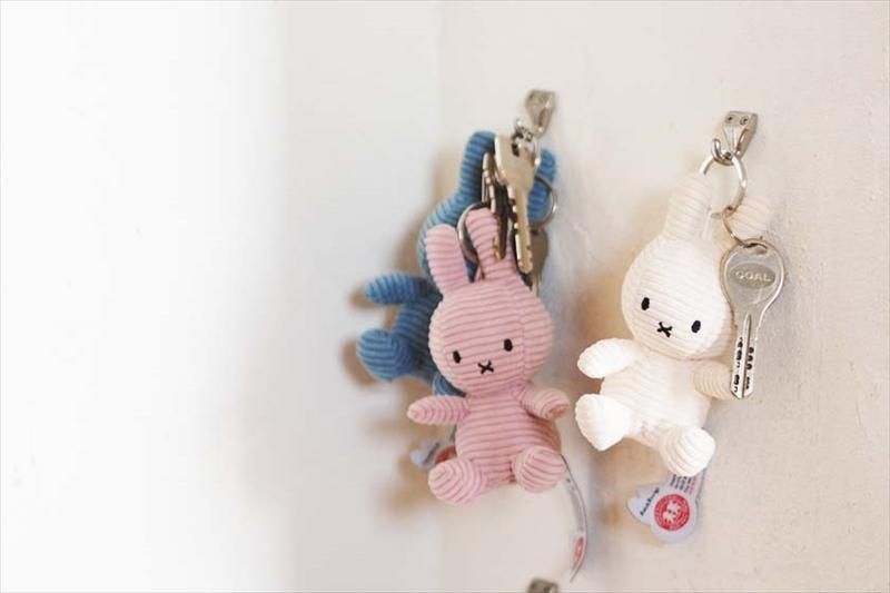 BONTONTOYS miffy コーデュロイ ミッフィー キーチェーン 楽天市場】ミッフィー コーデュロイ キーチェーン ボントン