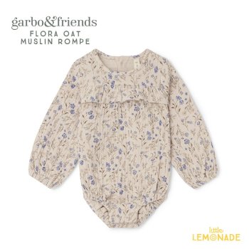<img class='new_mark_img1' src='https://img.shop-pro.jp/img/new/icons1.gif' style='border:none;display:inline;margin:0px;padding:0px;width:auto;' />【garbo&friends】 Flora Oat Muslin Romper 【74-80/6-12か月・86-9 /1-2歳】 ブルー フローラ柄 長袖 モスリン ロンパース AW23