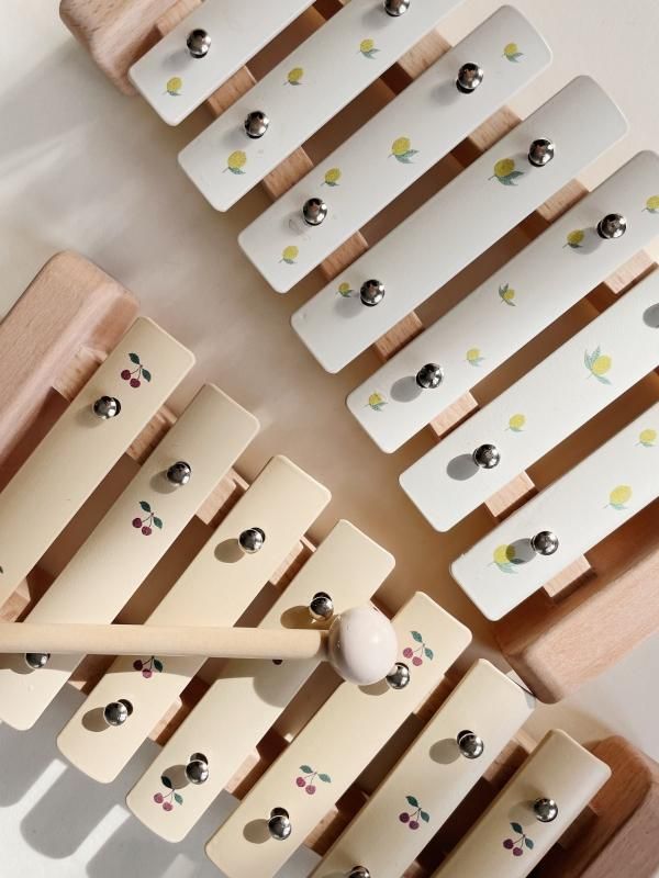 ハンドメイド スピーカー】 レトロ 木琴 カセットケース 使用