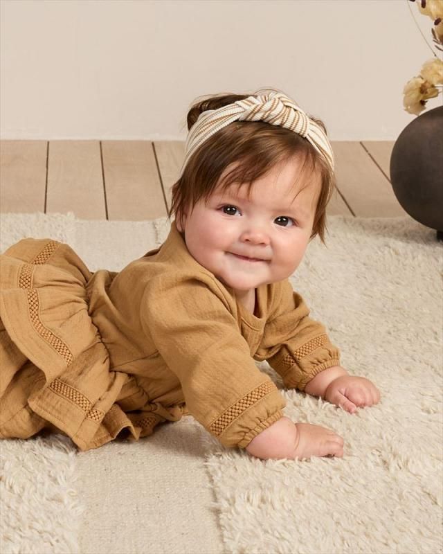 Quincy Mae ROSIE ROMPER | ゴールデン | 6-24ヶ月 - Little Quincy Mae ROSIE ROMPER | ゴールデン | 6-24ヶ月 - Little