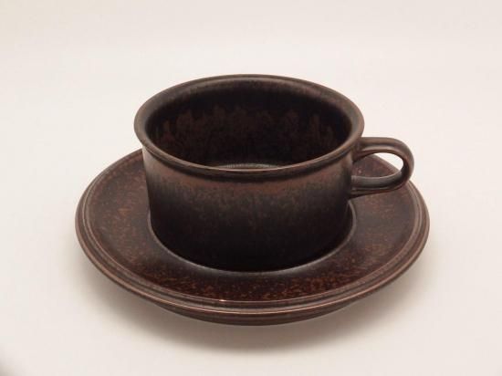 ルスカ(Ruska) / ティーカップ&ソーサー｜アラビア(ARABIA)の