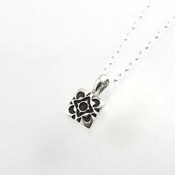 ץߥ˥ڥ  By Jennifer Curtis