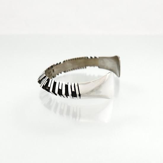 138mm】カッティングバングル By Isaiah Ortiz - インディアン