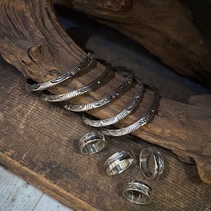 140mm】トライアングルバングル By Geneva Ramone - インディアン