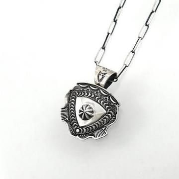 ▷ ベネットカゲンベマ - インディアンジュエリー専門店 Sandia