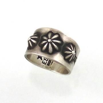 <img class='new_mark_img1' src='https://img.shop-pro.jp/img/new/icons14.gif' style='border:none;display:inline;margin:0px;padding:0px;width:auto;' />15ۥܥ By Edison Sandy Smith ESS