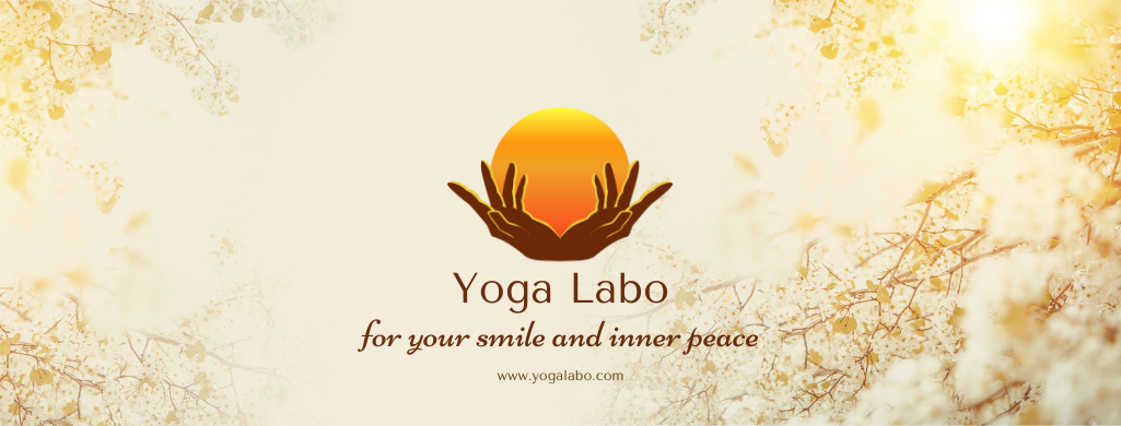 Yoga Labo—アングルドボルスターのヨガラボ—