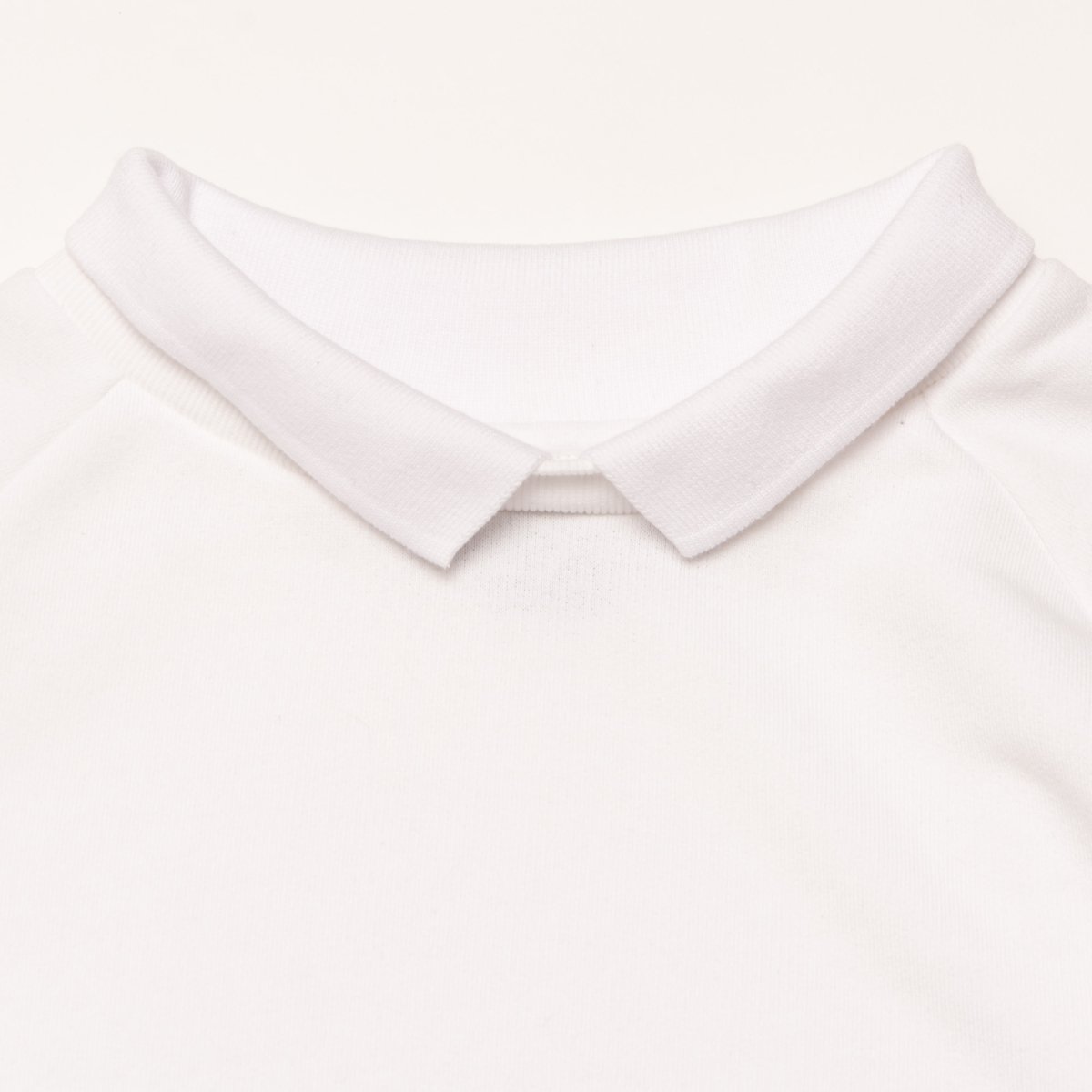 COLLARED SWEAT PO,WHITE - THE SWINGGGR ONLINE STORE