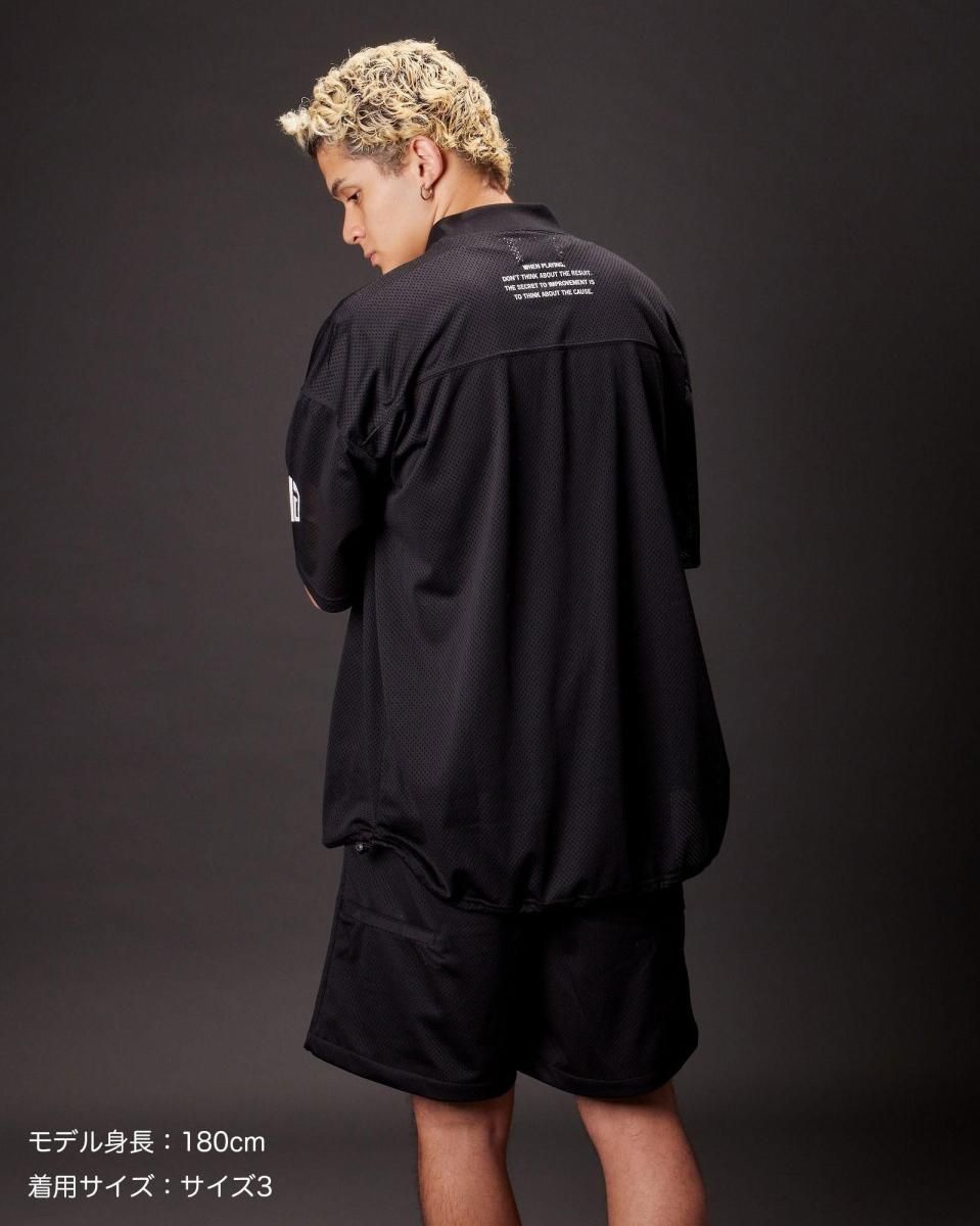 MESH MOCK NECK TEE, BLACK - THE SWINGGGR ONLINE STORE