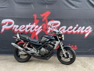 KAWASAKI - PRETTY RACING KAWASAKI - PRETTY RACING