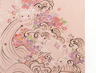 手描きのれん「兎と波」:150㎝×90㎝手描きのれん/麻・ピンク